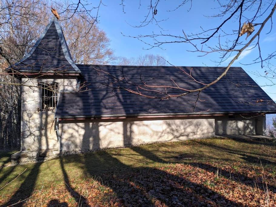 Maison Familiale En Montagne Avec Vue Merveilleuse Sur Le Massif De Belledonne Saint-Bernard  Exterior photo